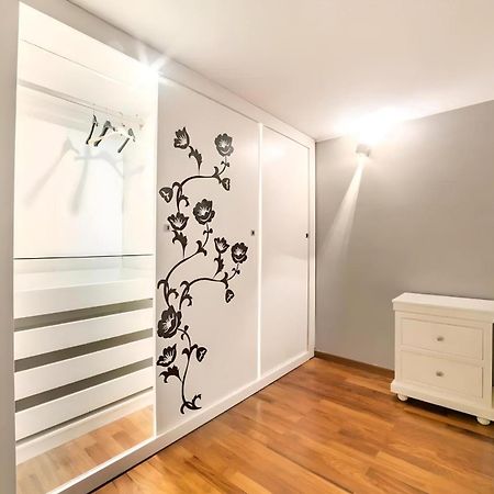 ナポリBorrelli Houseアパートメント エクステリア 写真