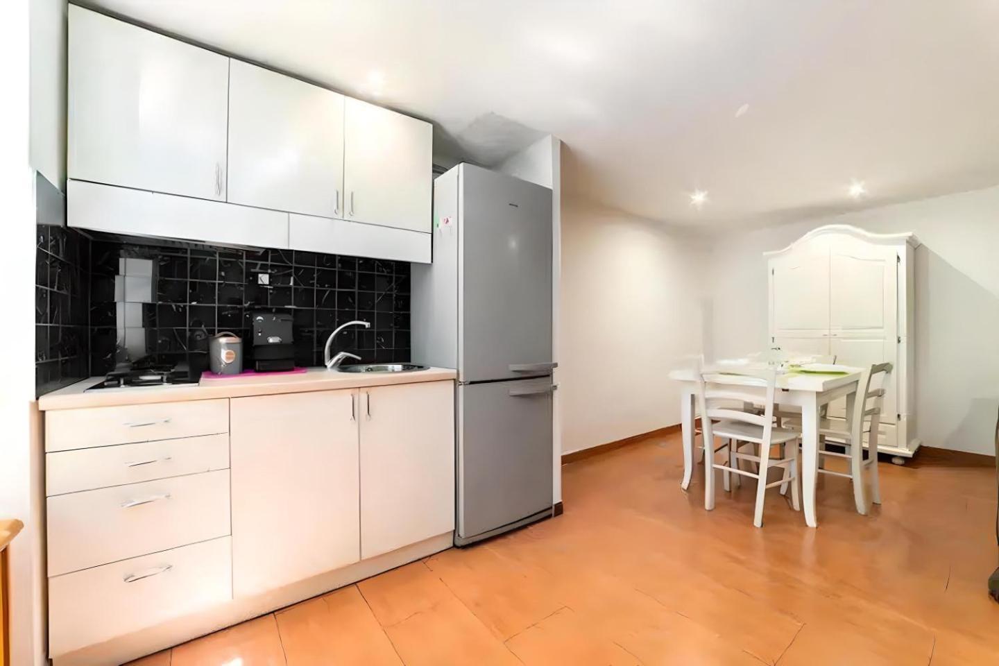 ナポリBorrelli Houseアパートメント エクステリア 写真
