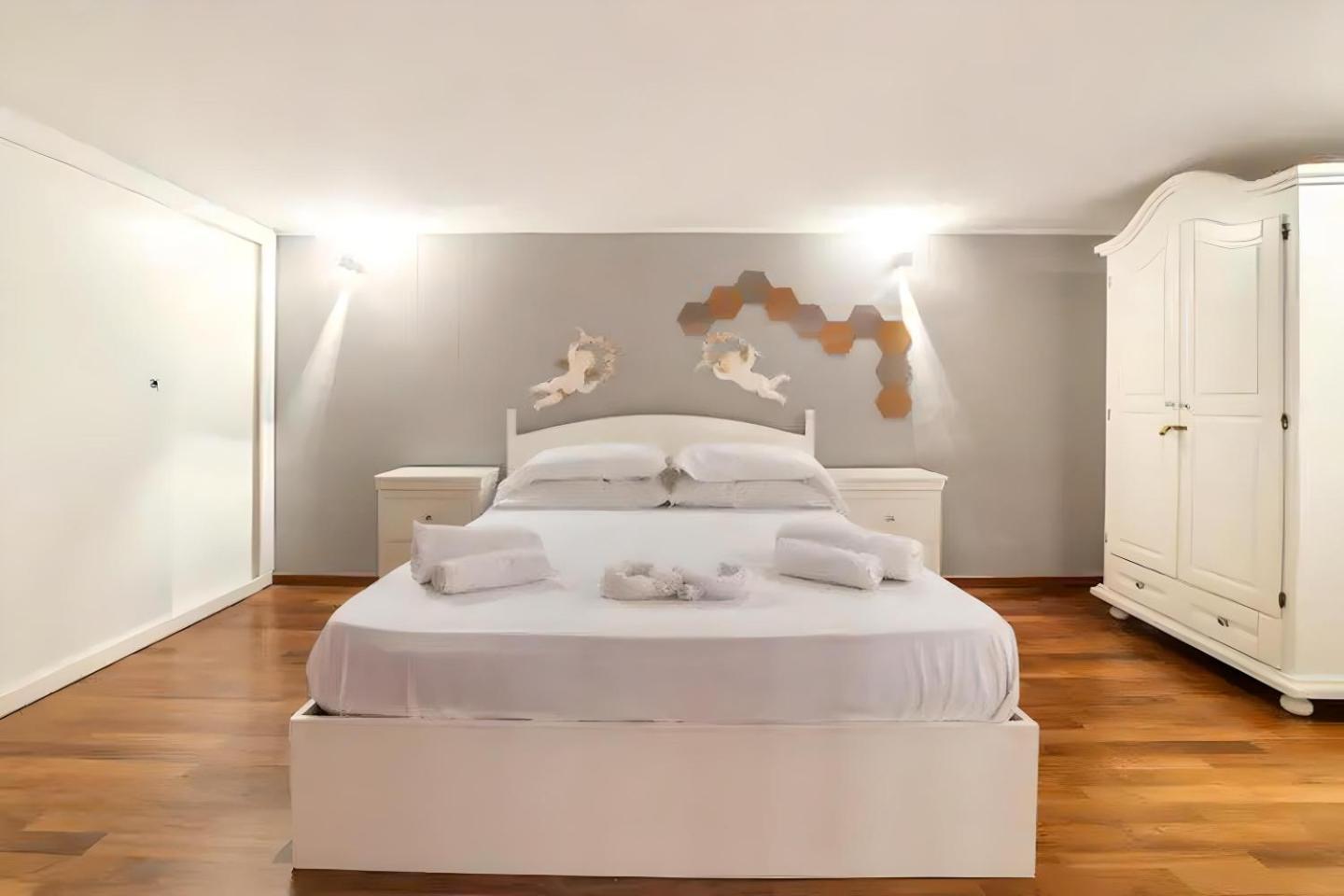 ナポリBorrelli Houseアパートメント エクステリア 写真